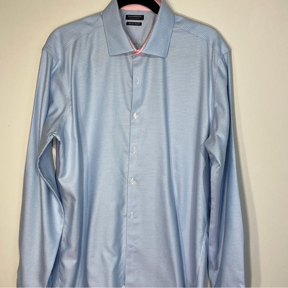 Blue and Pink dress shirt by Tailorbryd Like New - Picture 2 of 10